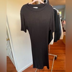 Black bodycon dress by Acemi